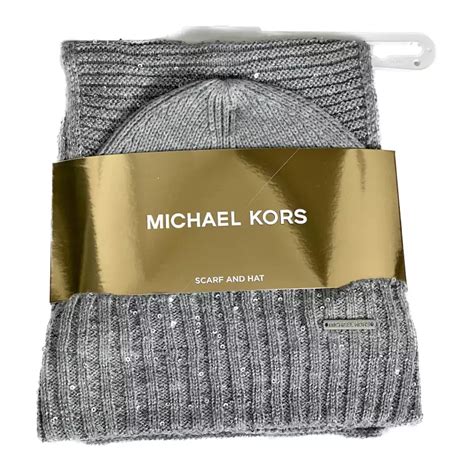 Pack Bufanda y Gorro Michael Kors 